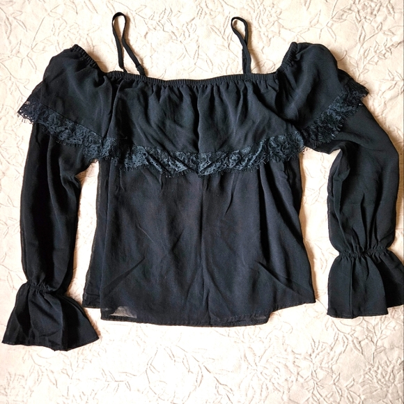 Off the shoulder black lace long sleeve blouse - Picture 1 of 3